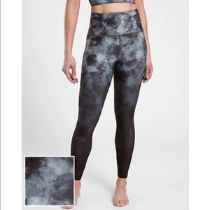 Athleta Elation 7/8 printed Leggings